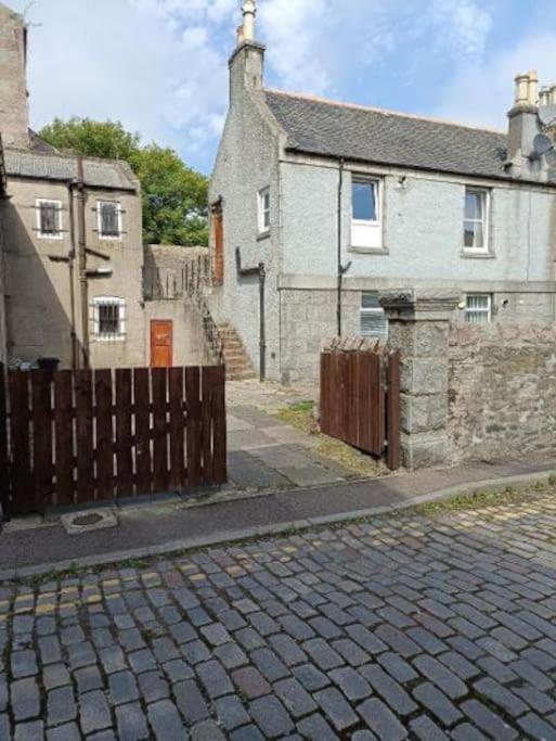 Ferienwohnung Stylish One Bed Flat With Private Parking Aberdeen Exterior foto